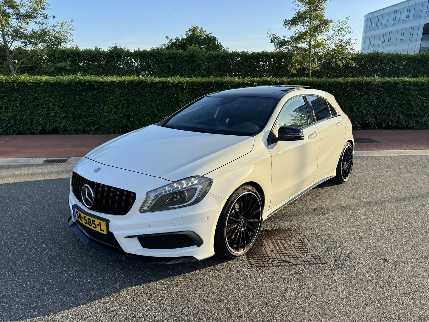 Mercedes-Benz A 250 Sport Ambition Wit - 1
