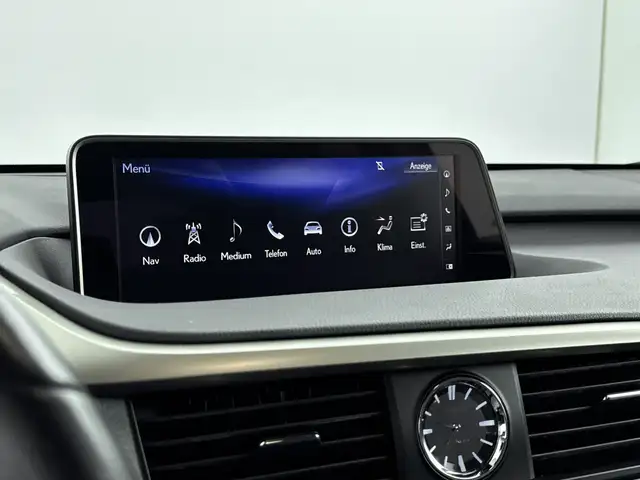 Lexus RX view 8