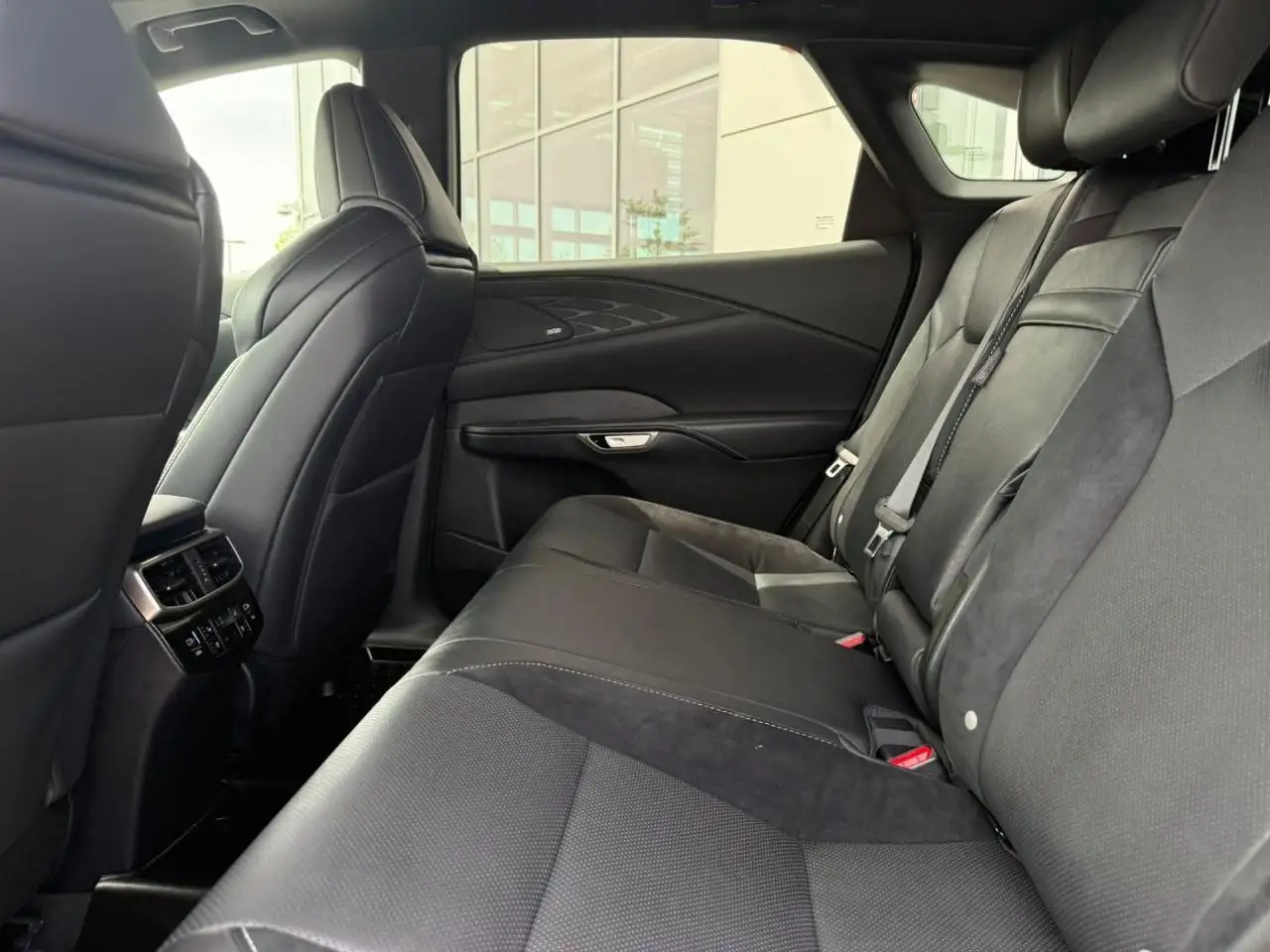 Lexus RX снимка Lexus RX