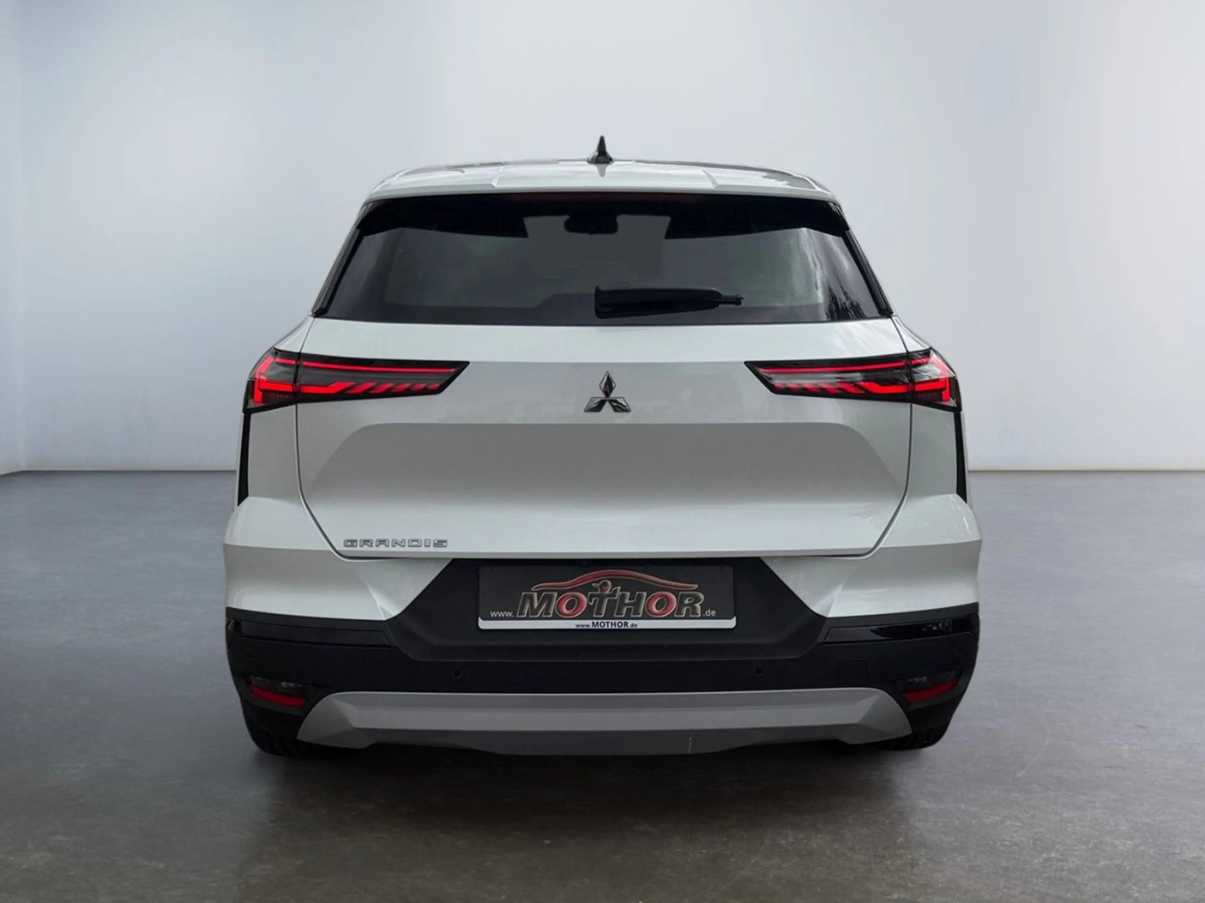 Mitsubishi Grandis Diamant Plus 1.3 Turbo 7DCT Sitzheizung — photo 5