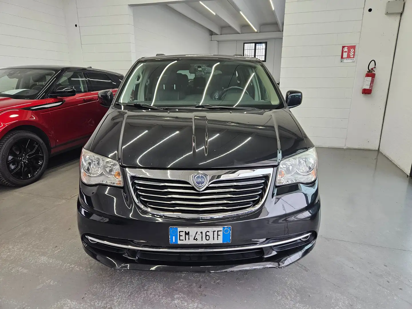 Lancia Voyager Voyager V 2.8L Gold 163cv auto 7PTI Nero - 2