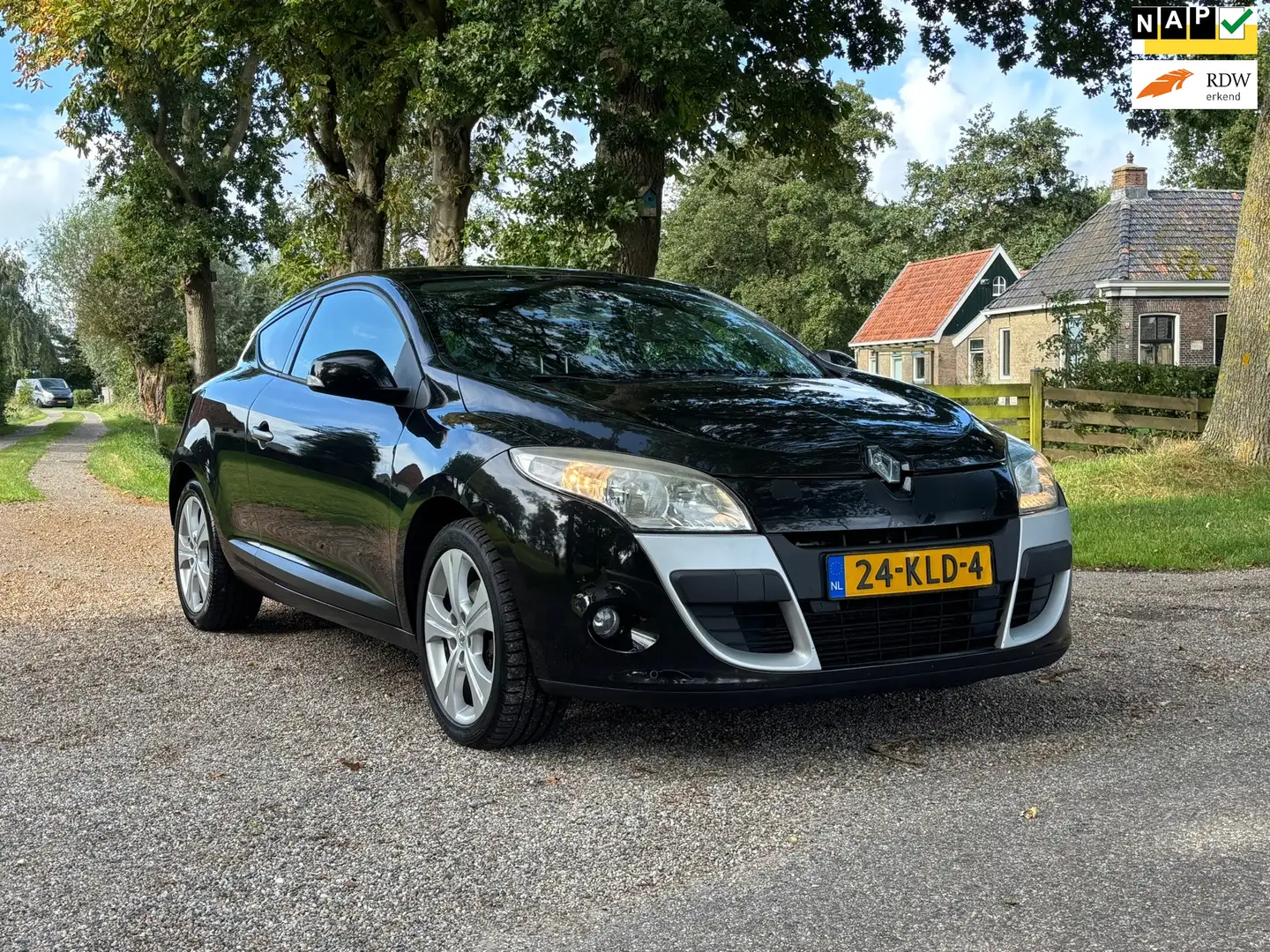 Renault Megane Coupé 2.0 TCe Dynamique | Airco + Cruise + Navi | Zwart - 1