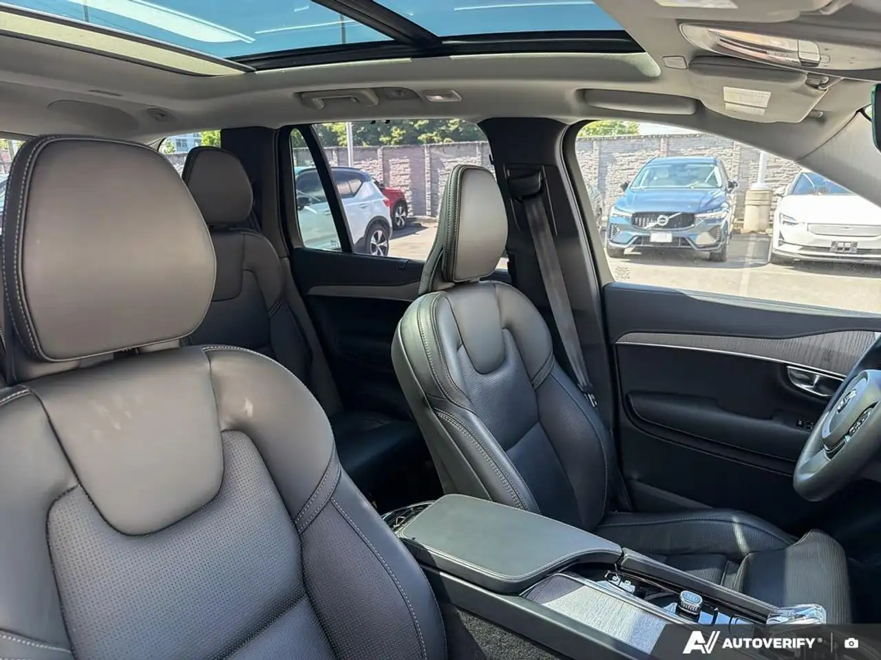 Volvo XC90 photo Volvo XC90
