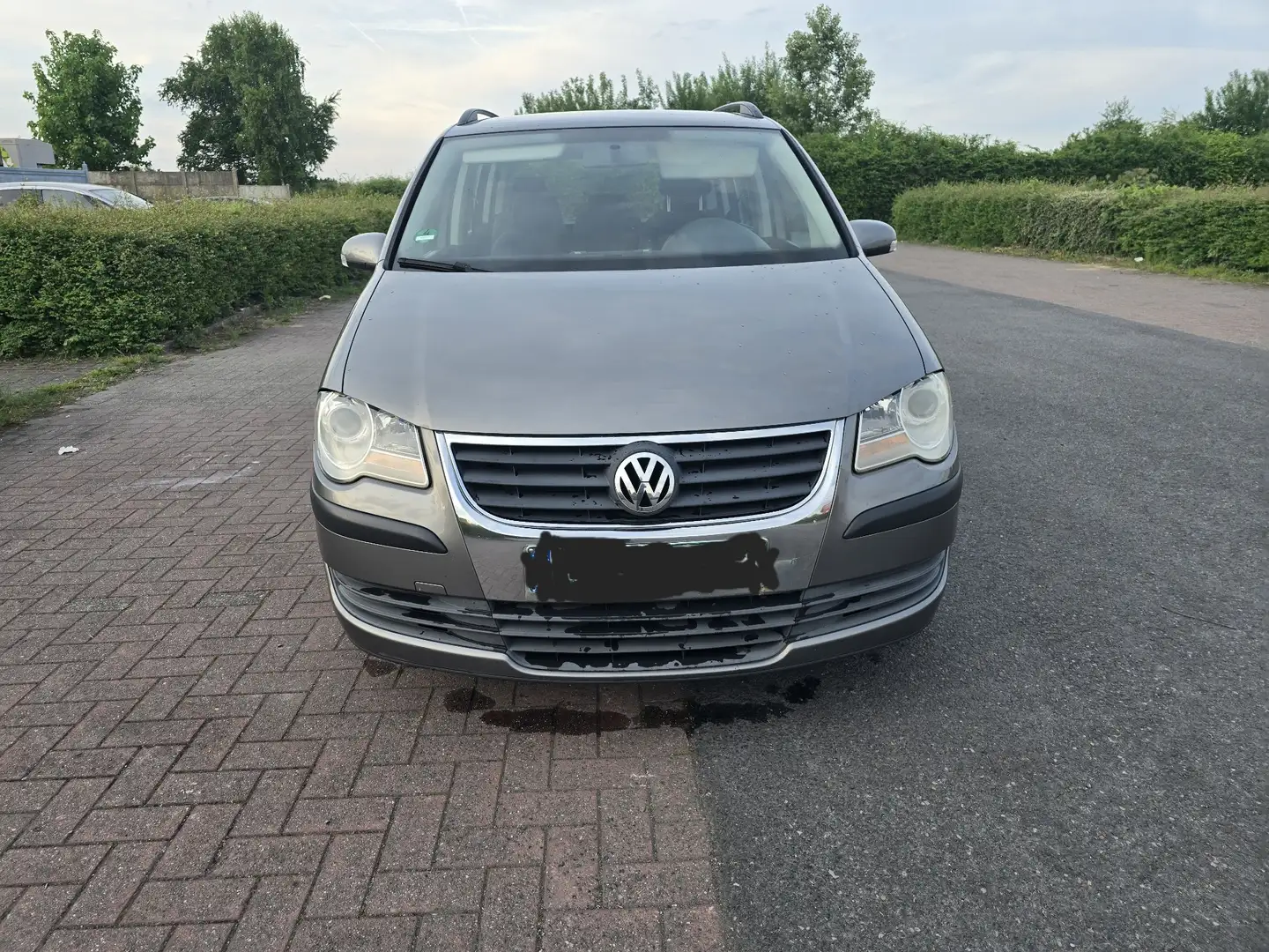 Volkswagen Touran 1.9 TDi Conceptline - 1