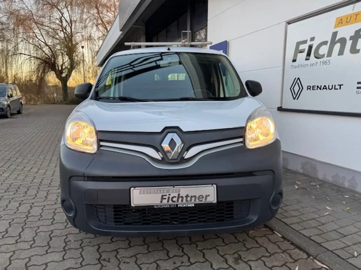 Renault Kangoo Rapid Extra dCi 90 Sortimo-Ausbau TOP Zustand Weiß - 2