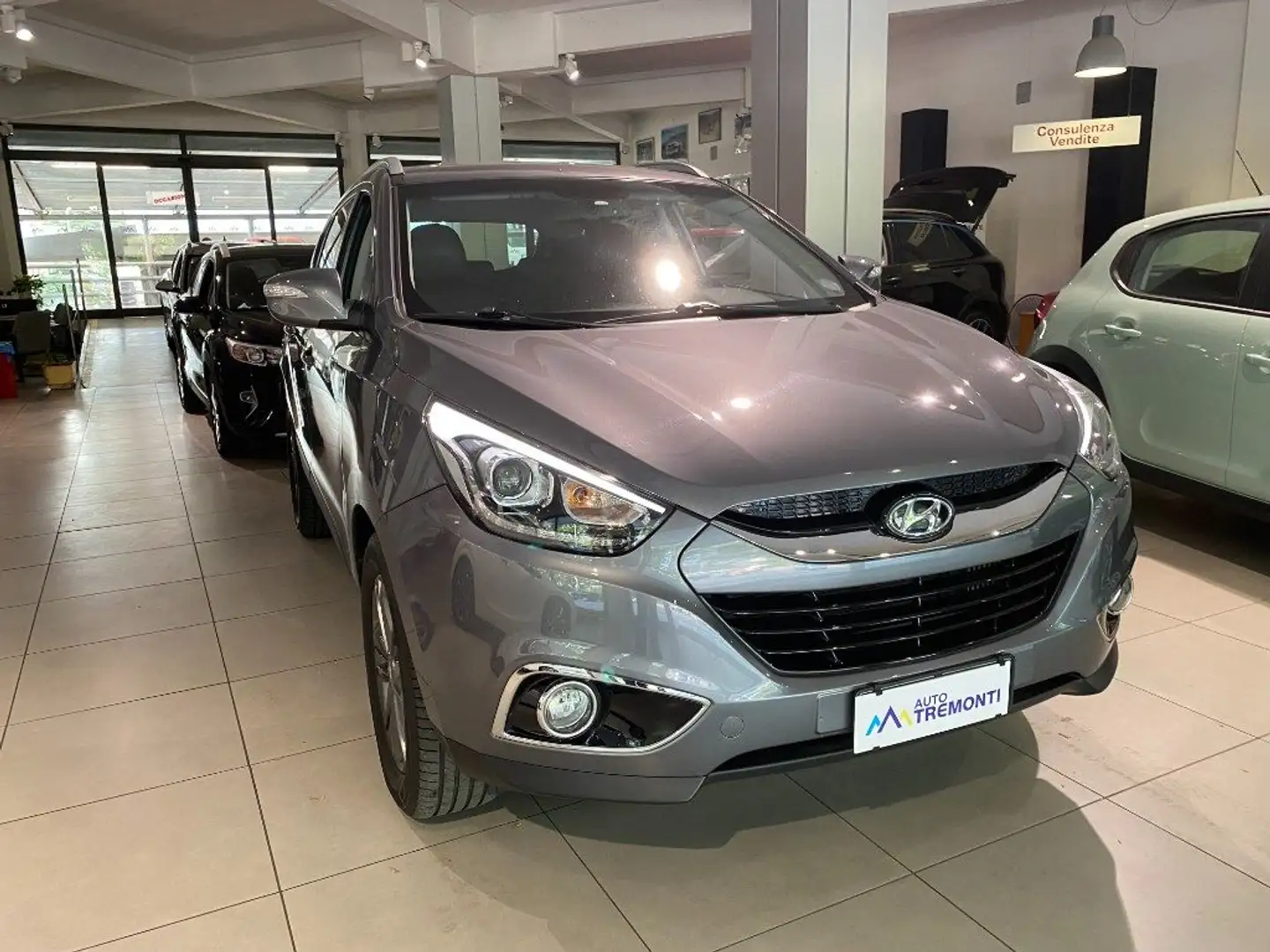 Hyundai iX35 1.7 CRDi 2WD Xpossible NEOPATENTATI Grijs - 2