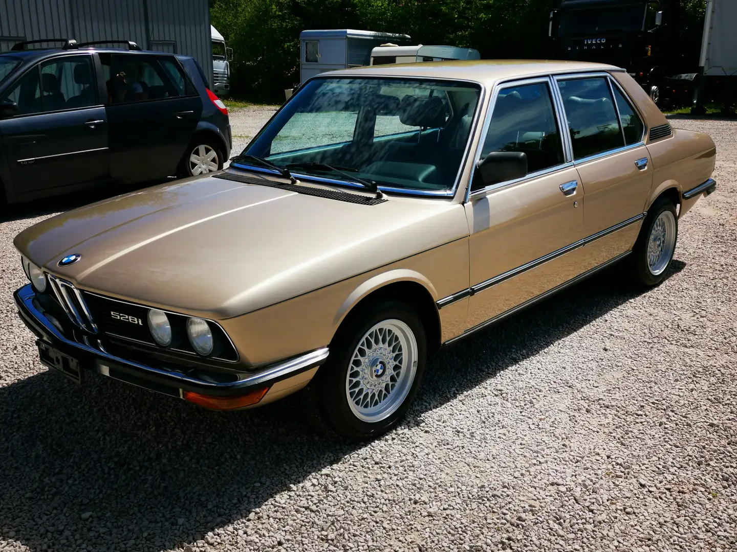 BMW 528 E12 Bronze - 2