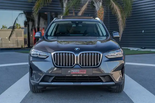 BMW X3 view 2