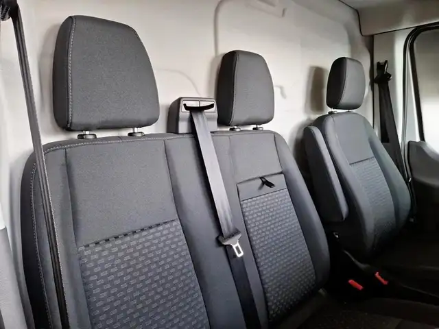 Ford Transit view 10