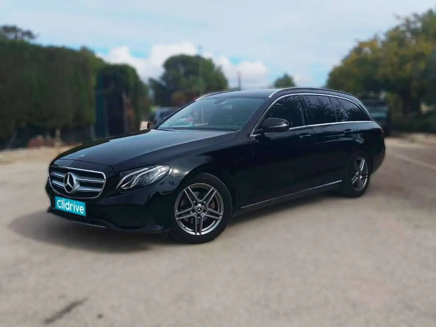 Mercedes-Benz E 300 de Estate Noir - 2