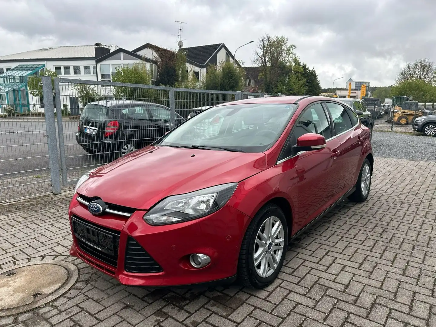 Ford Focus Lim. Titanium Rot - 1