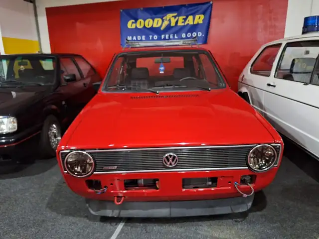 Volkswagen Golf view 5