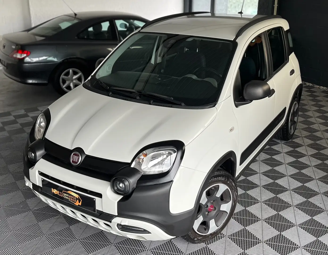 Fiat Panda Cross 1.0i MHEV 1er Propriétaire Garantie 1an Blanc - 2