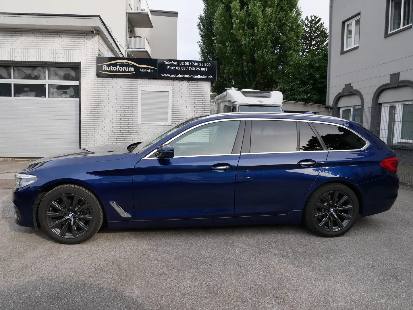 BMW 520 520 i Touring LED Sitzklima Display KeyGo Spur Kam Bleu - 2