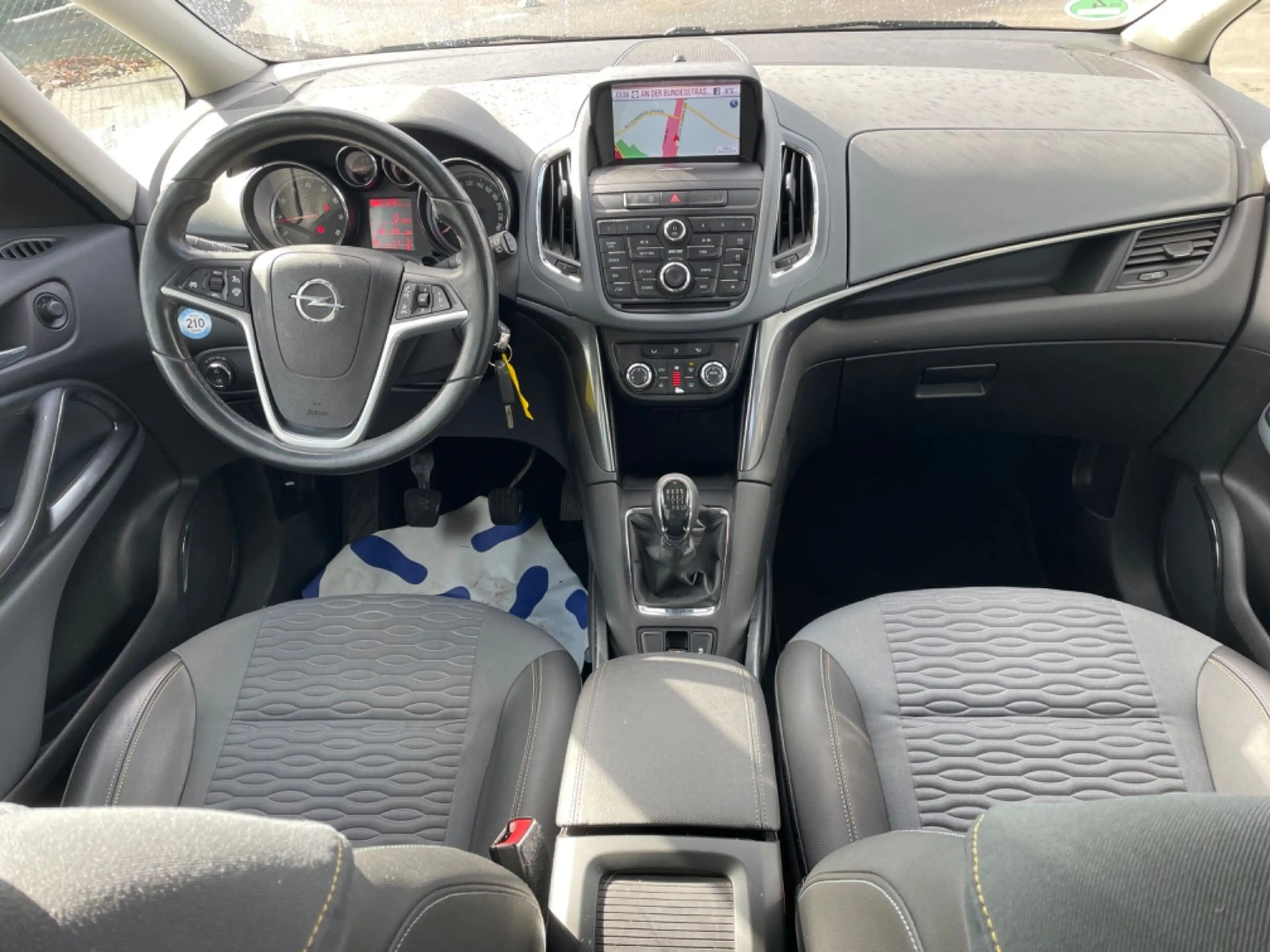 Opel Zafira Tourer Innovation+7 Sitzer+Navi+Scheckhe. — photo 8
