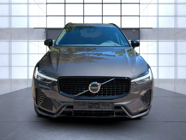 Volvo XC60 view 9