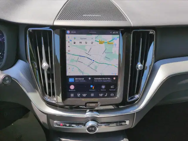 Volvo XC60 view 17