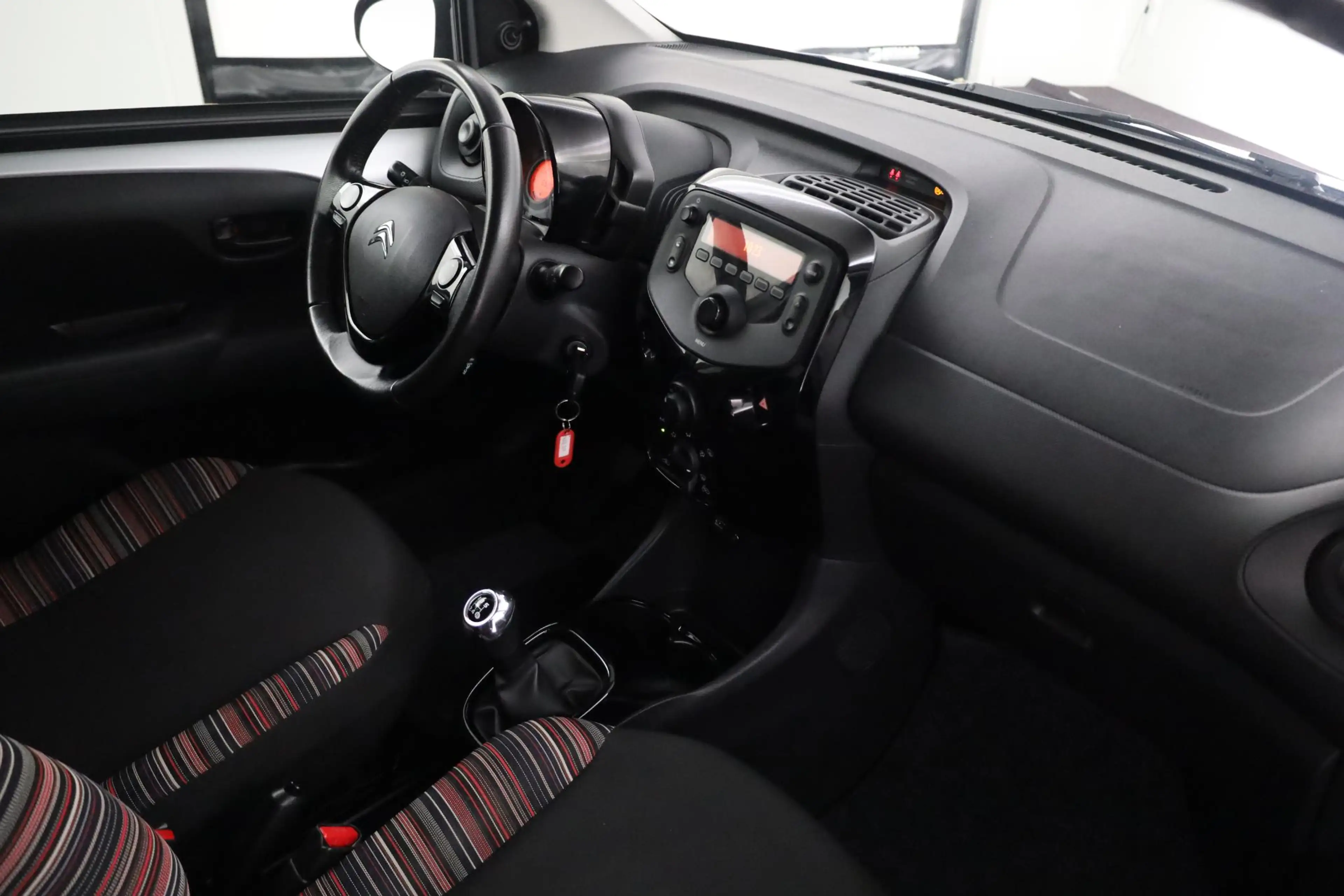 Citroen C1 1.0 VTi Feel — photo 13