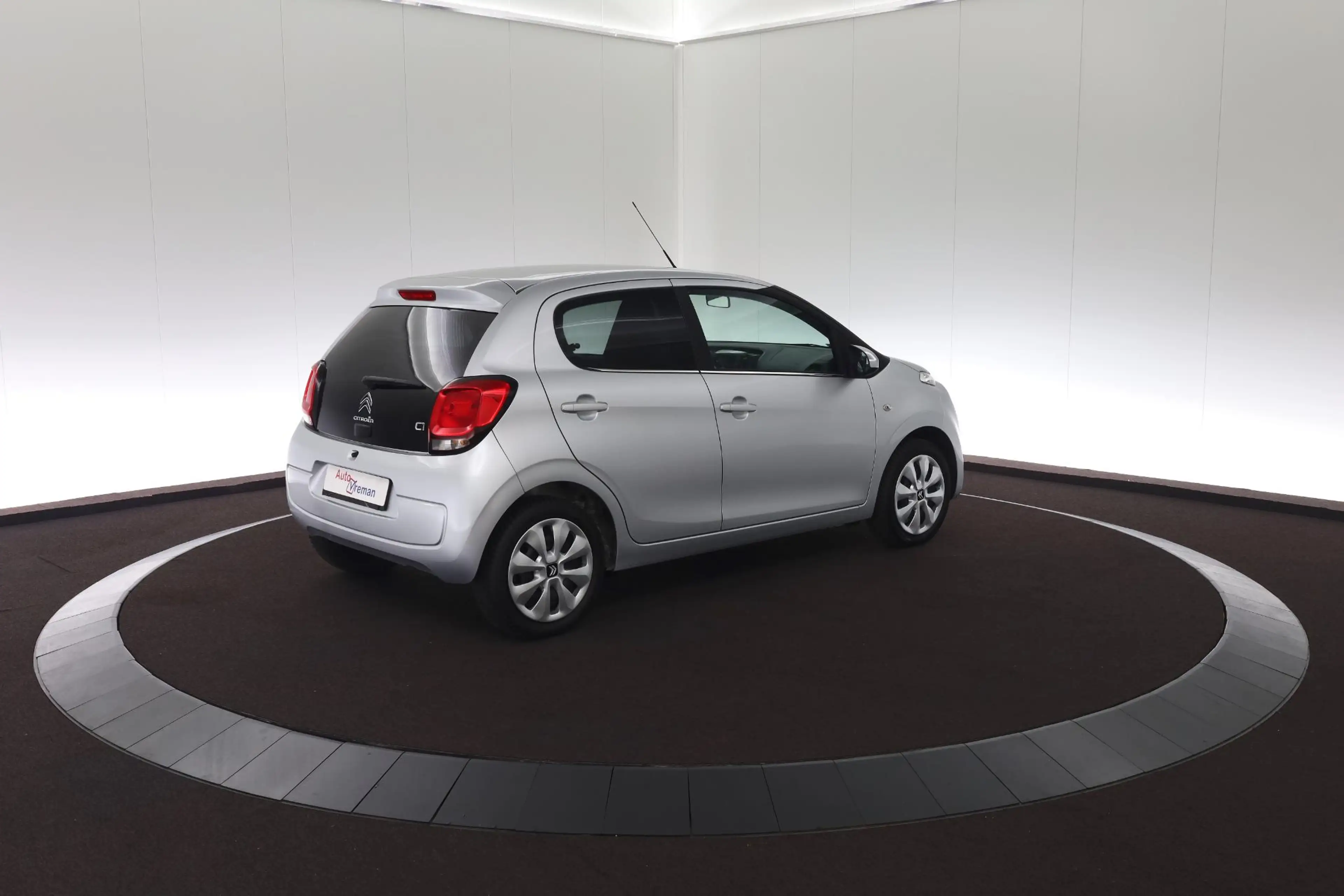 Citroen C1 1.0 VTi Feel — photo 5