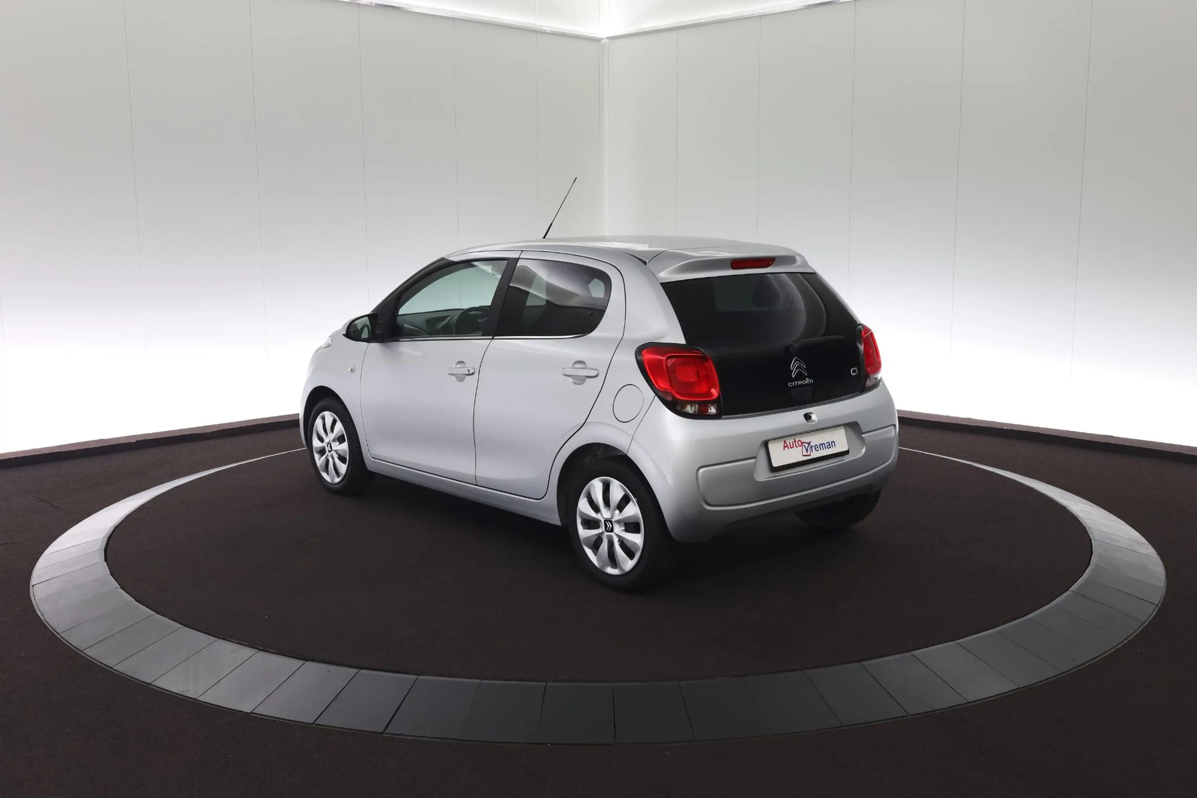 Citroen C1 1.0 VTi Feel — photo 3