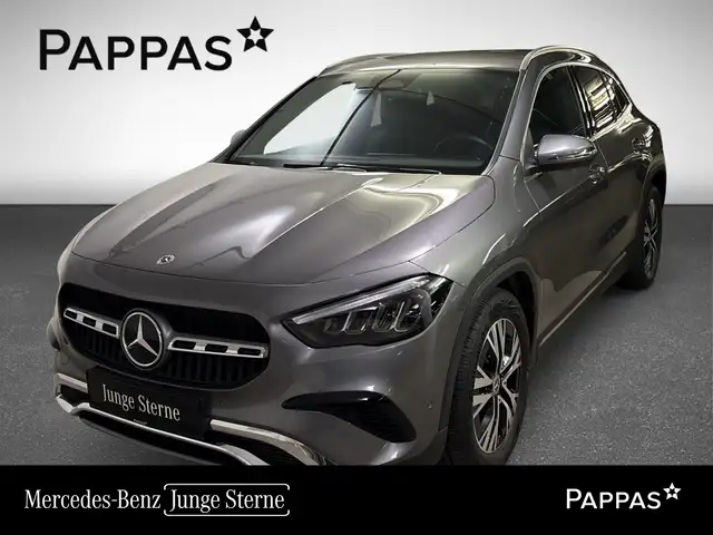 Mercedes-Benz GLA 220 d 4MATIC PTS Cam Distr Navi Wide LED SHZ