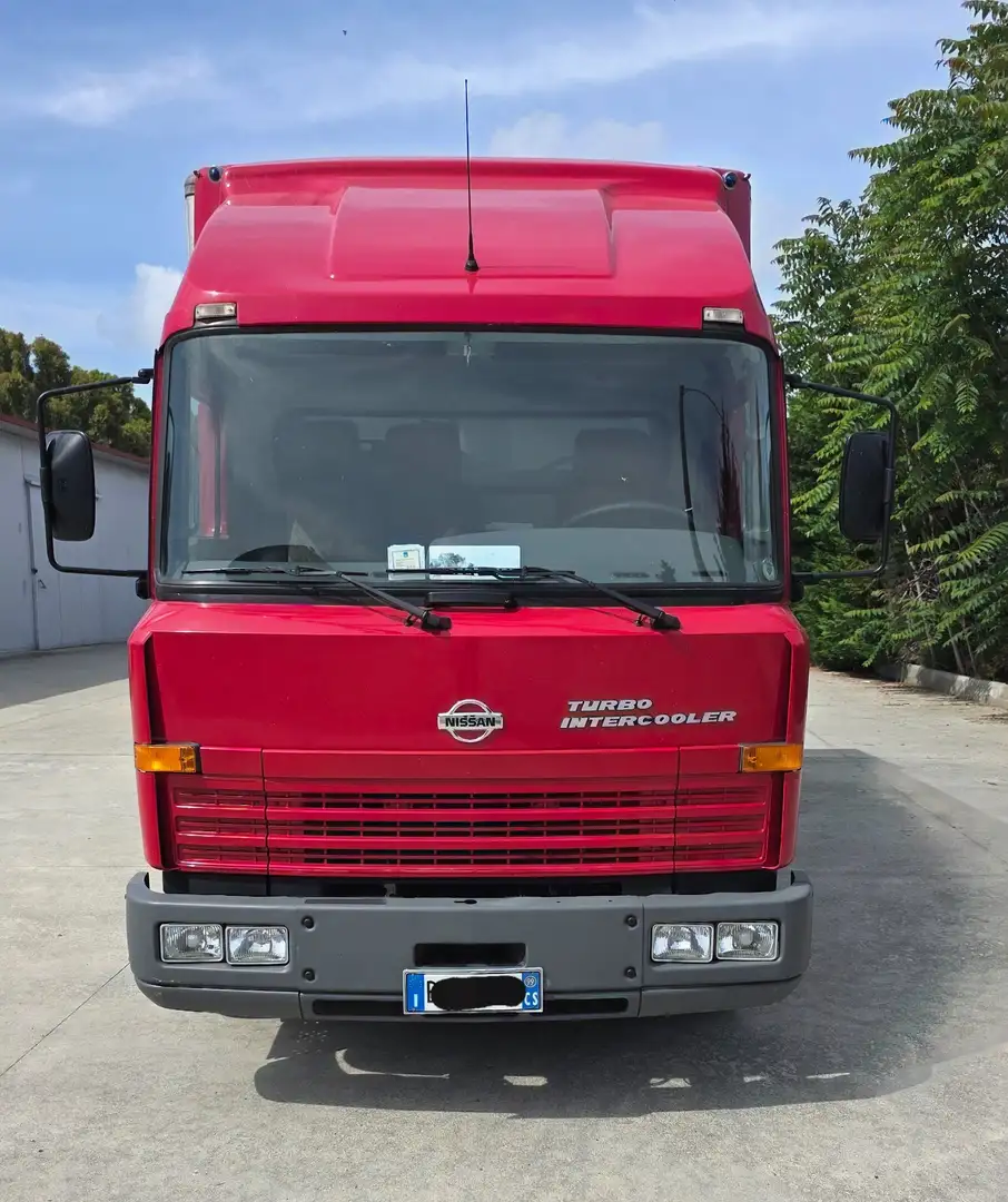 Nissan ECO T-100 Червоний - 2