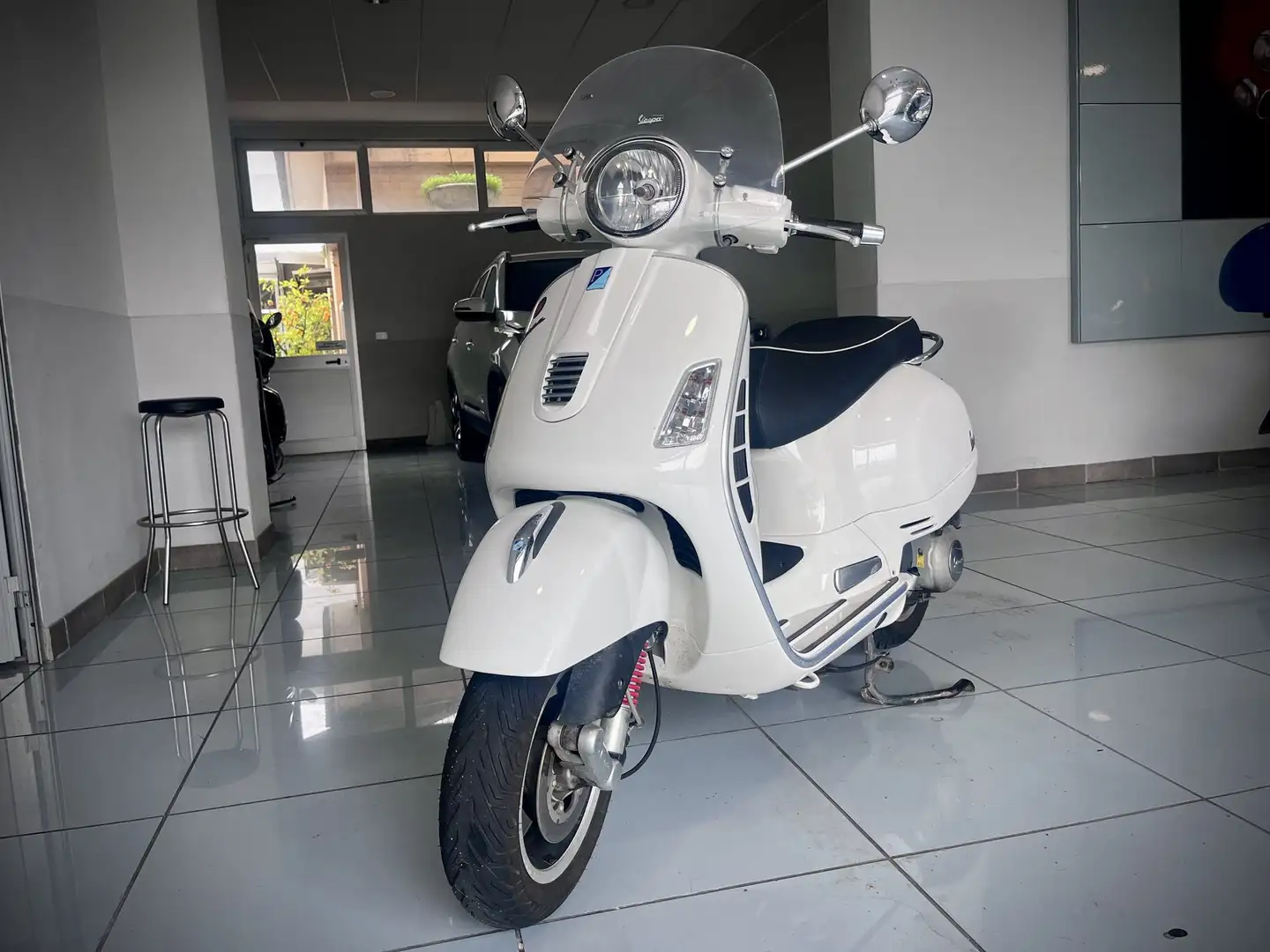 Vespa GTS 300 gts 300ie - 1