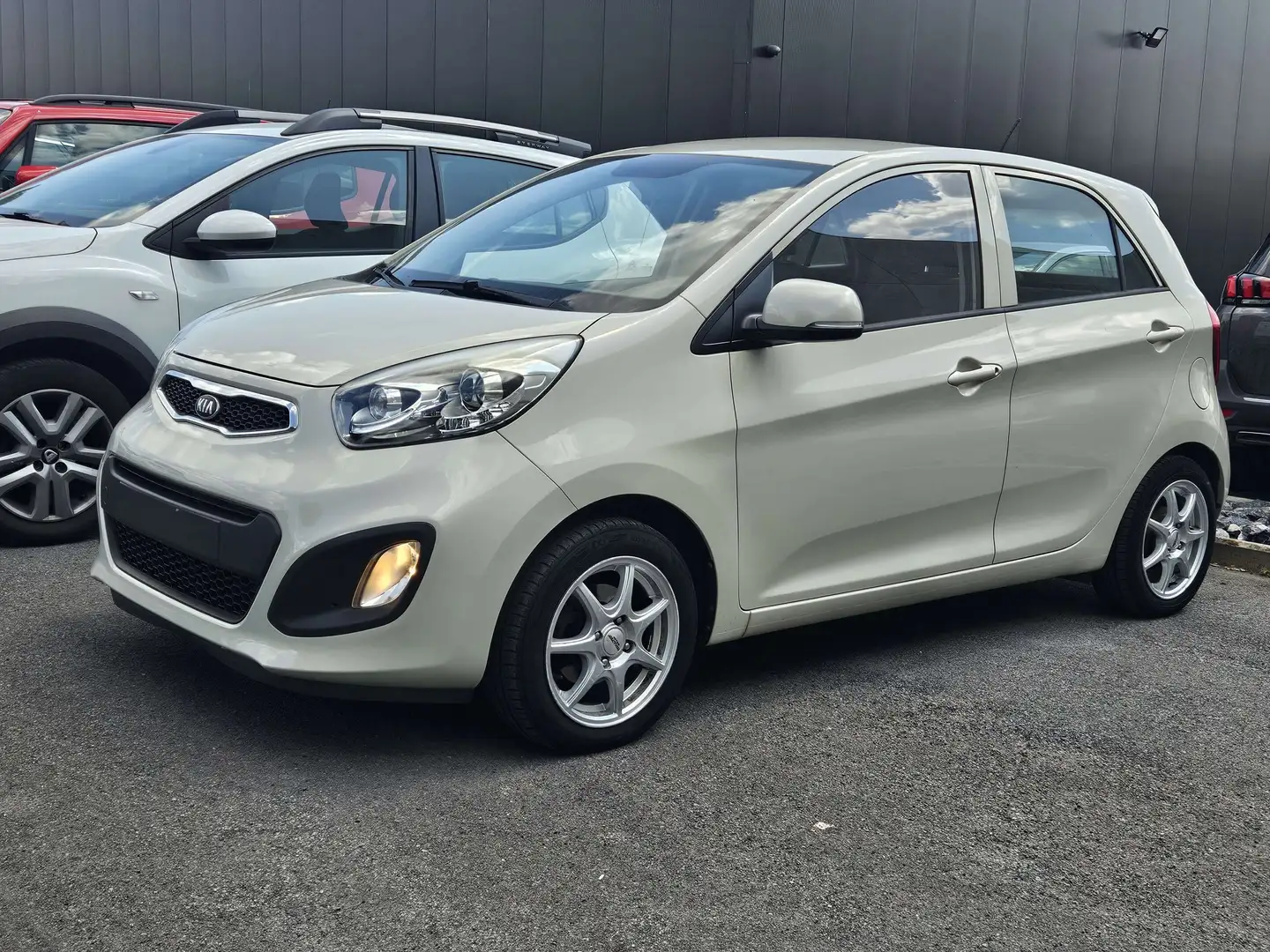 Kia Picanto 1.2i *** PRIX A EMPORTER-1ERE MAIN-CARPASS OK*** Beige - 1