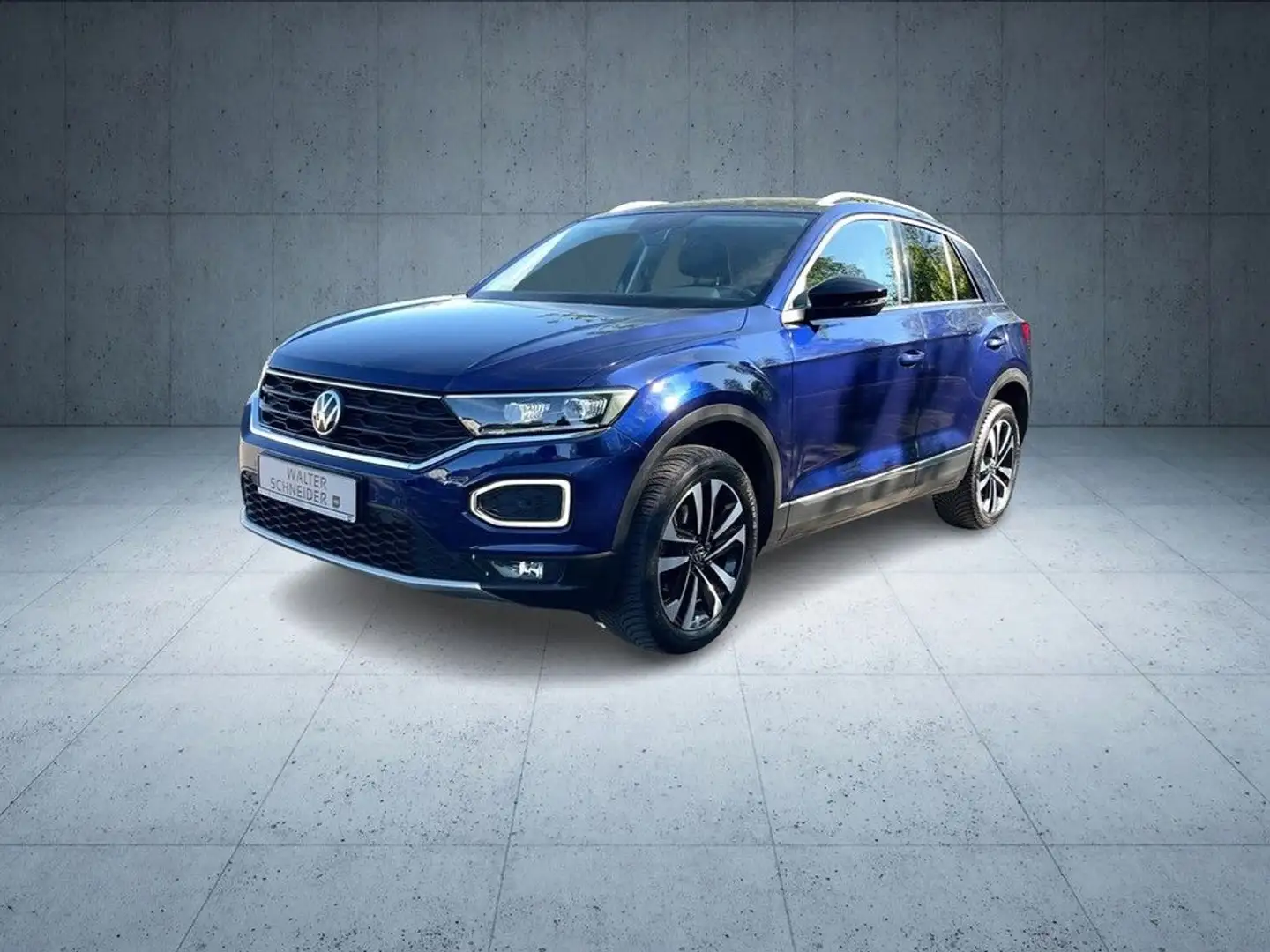 Volkswagen T-Roc 1.5 TSI United Navi LED RFK Blauw - 2