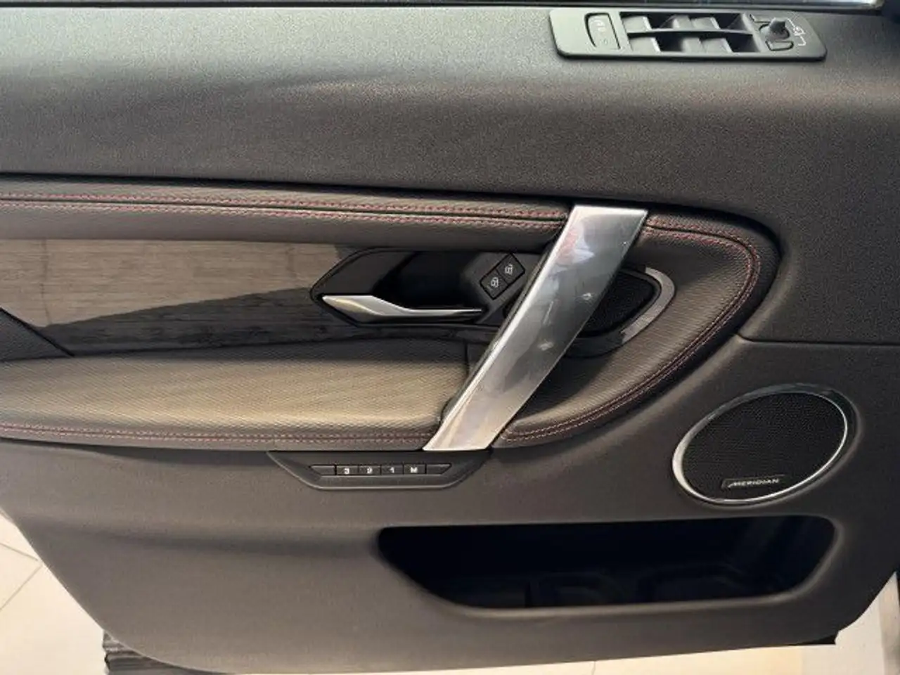 Land Rover Discovery Sport D200 R-Dynamic SE Bluetooth Navi, миниатюра 10