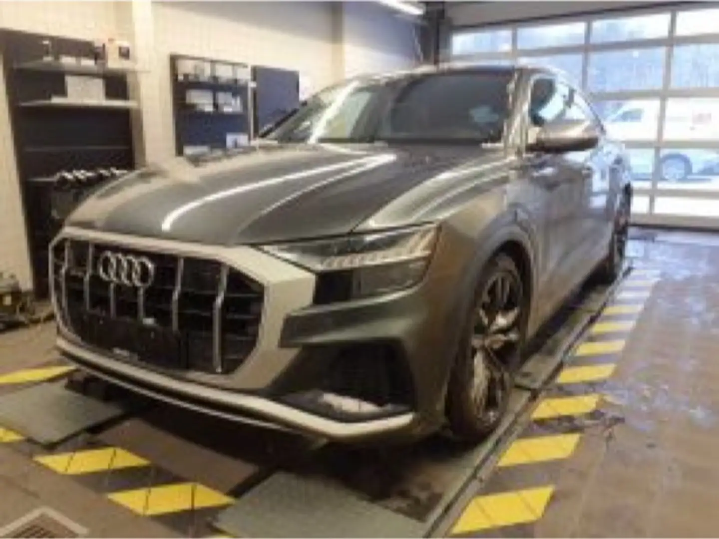 Audi SQ8 TFSI quattro*Navi*Matrix*Alu*AHK*DVD*B&O*HUD Vert - 2