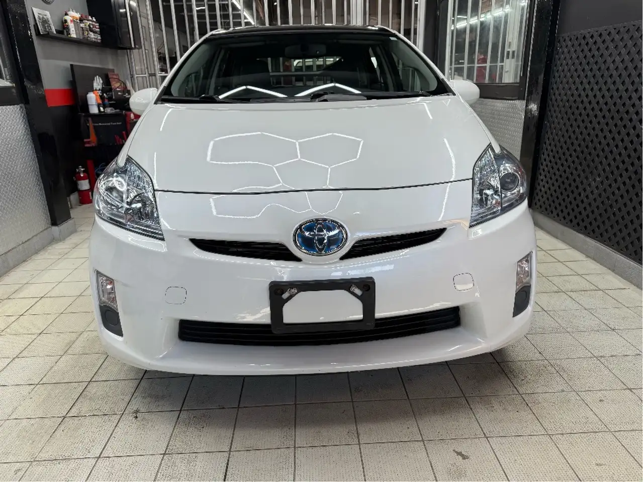 Toyota Prius снимка Toyota Prius
