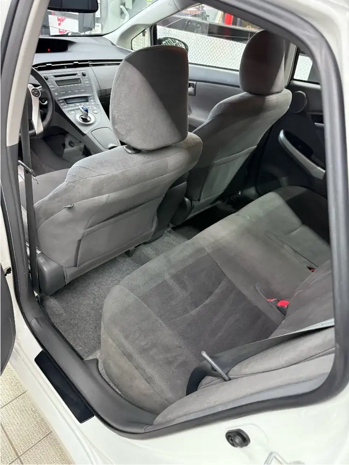 Toyota Prius снимка Toyota Prius