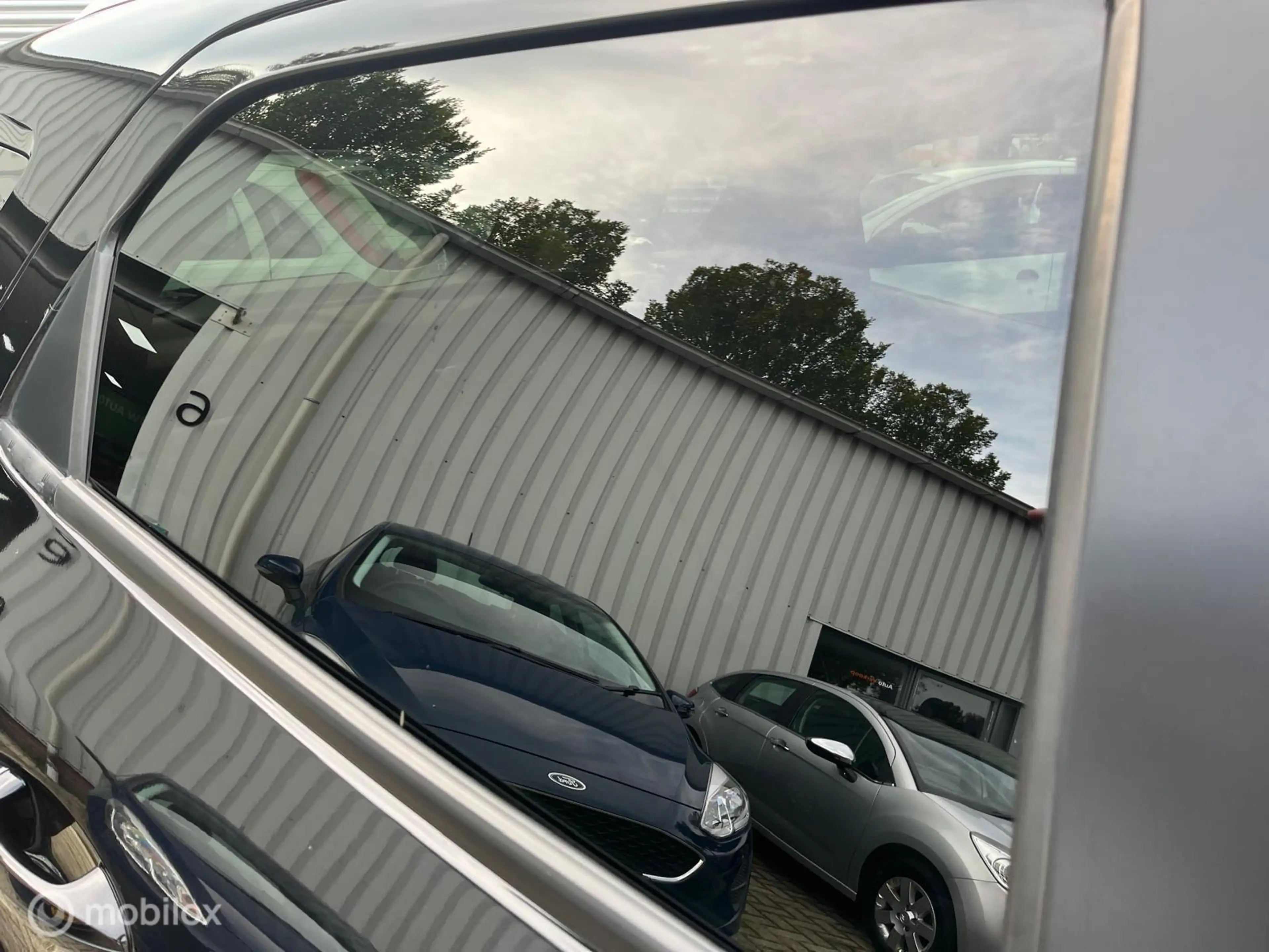 Ford EcoSport 1.0 EcoBoost Titanium — photo 17