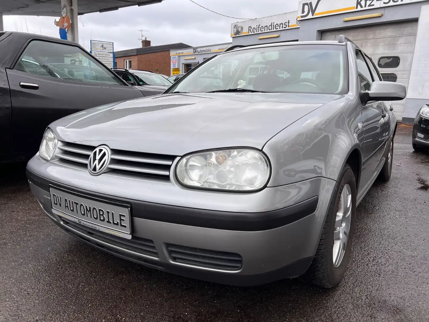 Volkswagen Golf 1.6 Special Variant*HU Neu-Inspektion Neu* Silber - 1