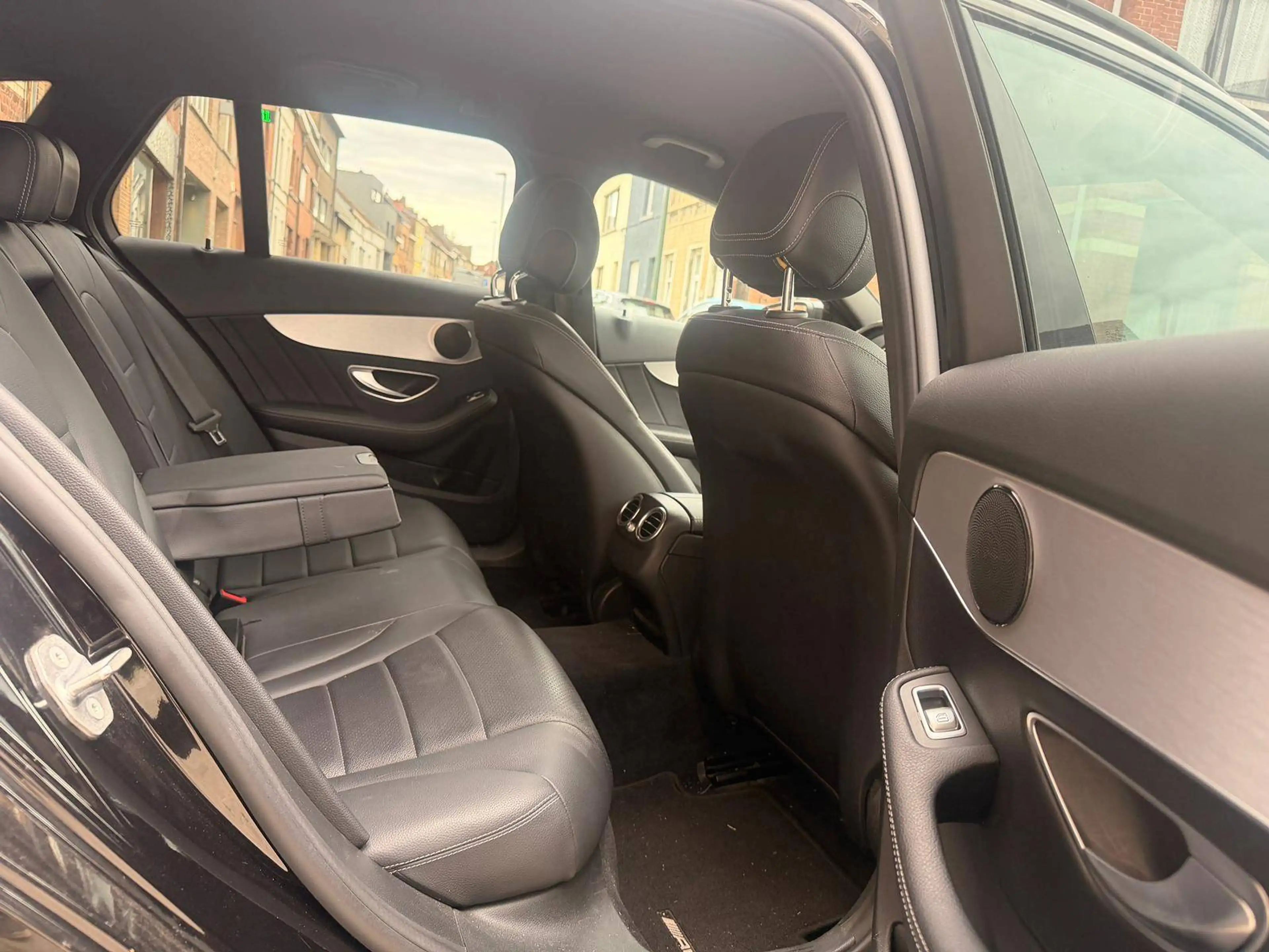 Mercedes-Benz C 200 C 200 d — photo 10