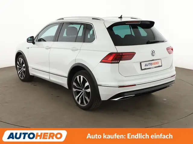 Volkswagen Tiguan view 4