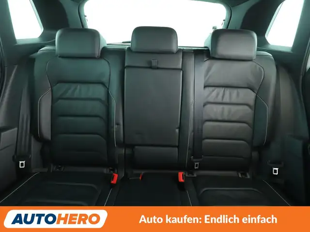Volkswagen Tiguan view 15