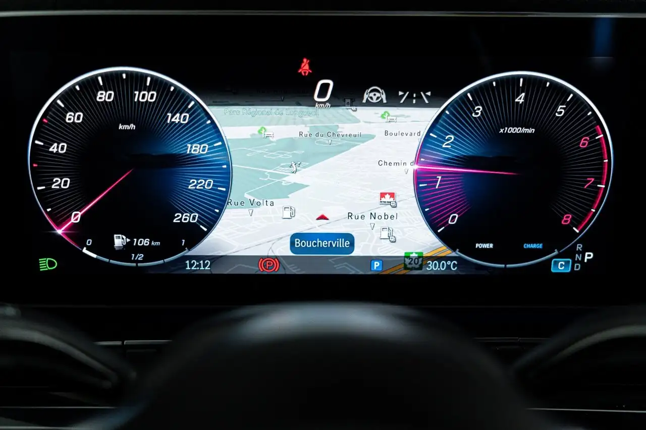 Mercedes-Benz GLE снимка Mercedes-Benz GLE