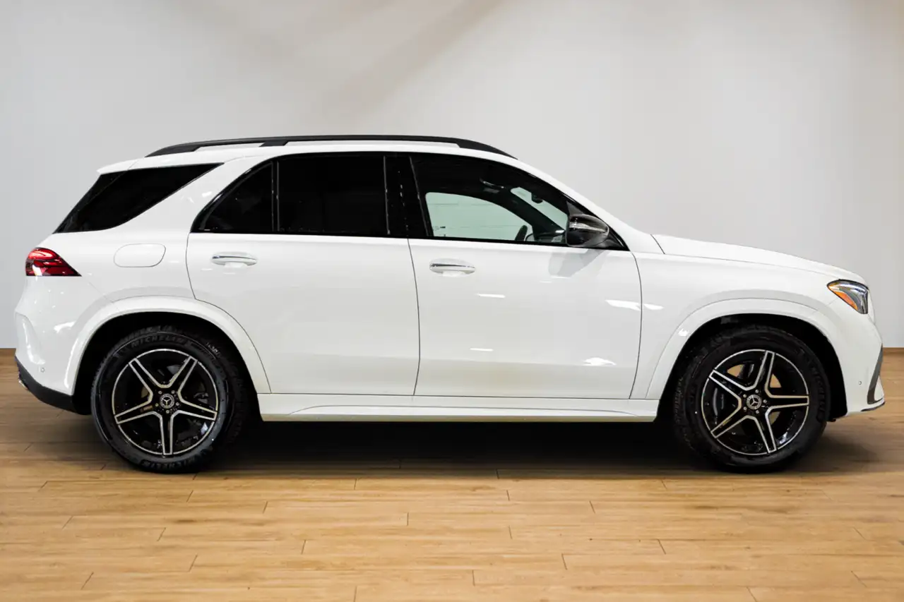 Mercedes-Benz GLE снимка Mercedes-Benz GLE