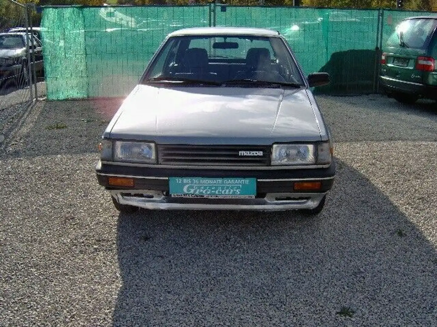 Mazda 323 7AUTOMATIK/ 1 HAND/52000 Km/ Silber - 1