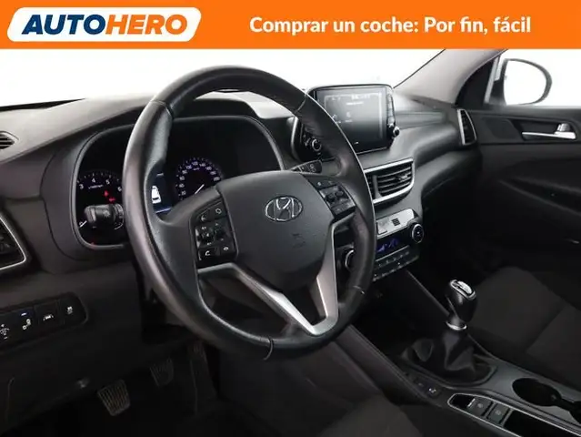 Hyundai Tucson view 12