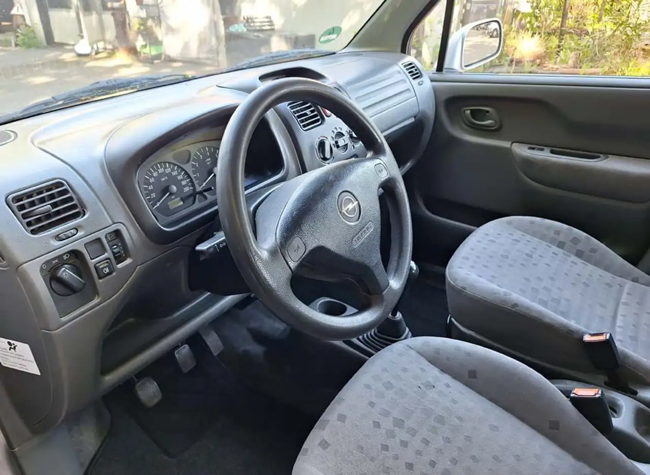 Opel Agila 1.0 Sparmobil TÜV NEU + Gewährleistung, foto 4