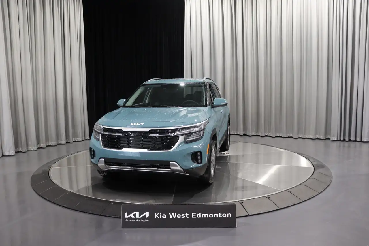 Kia Seltos photo Kia Seltos