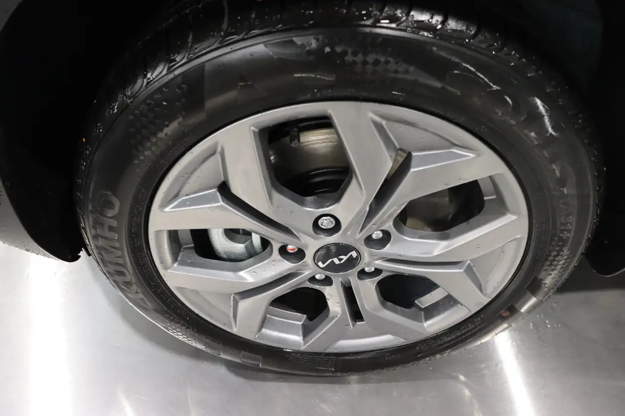 Kia Seltos photo Kia Seltos