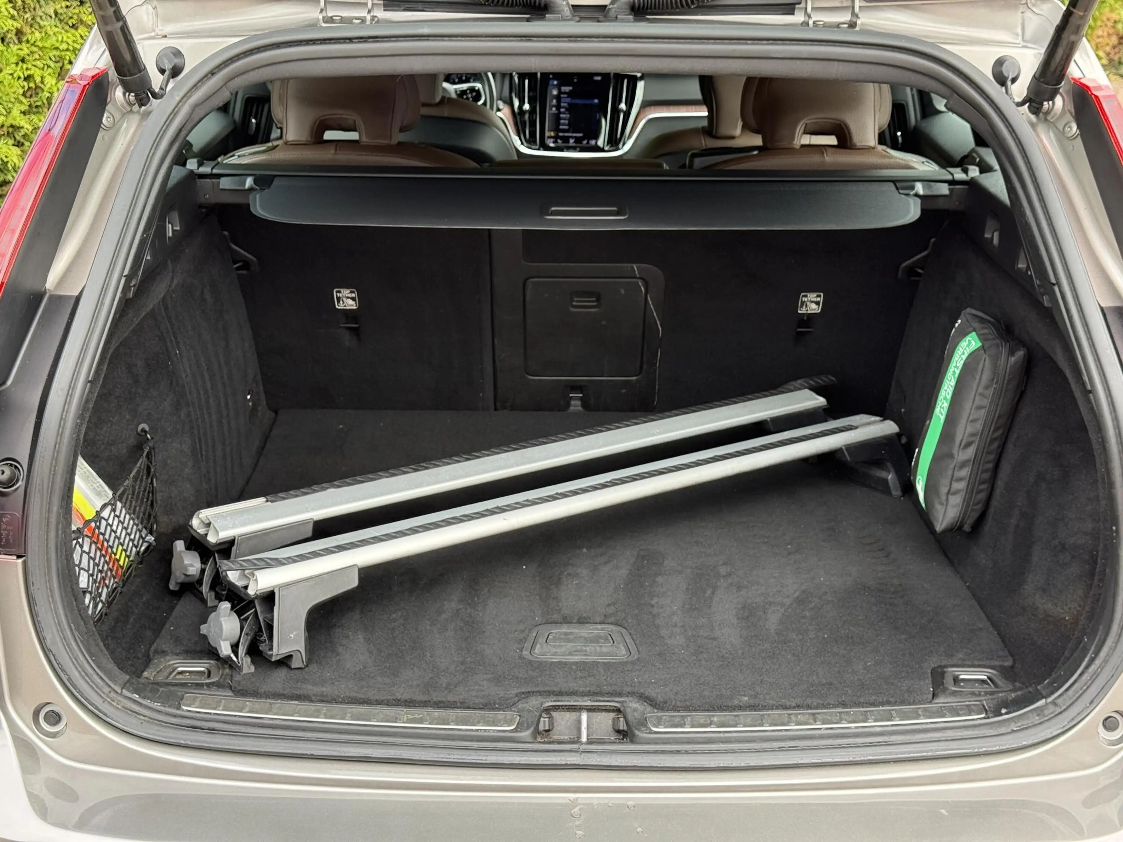 Volvo V60 Cross Country B5 AWD Ultimate | Trekhaak | Bliss | Keyless | Ele — photo 8