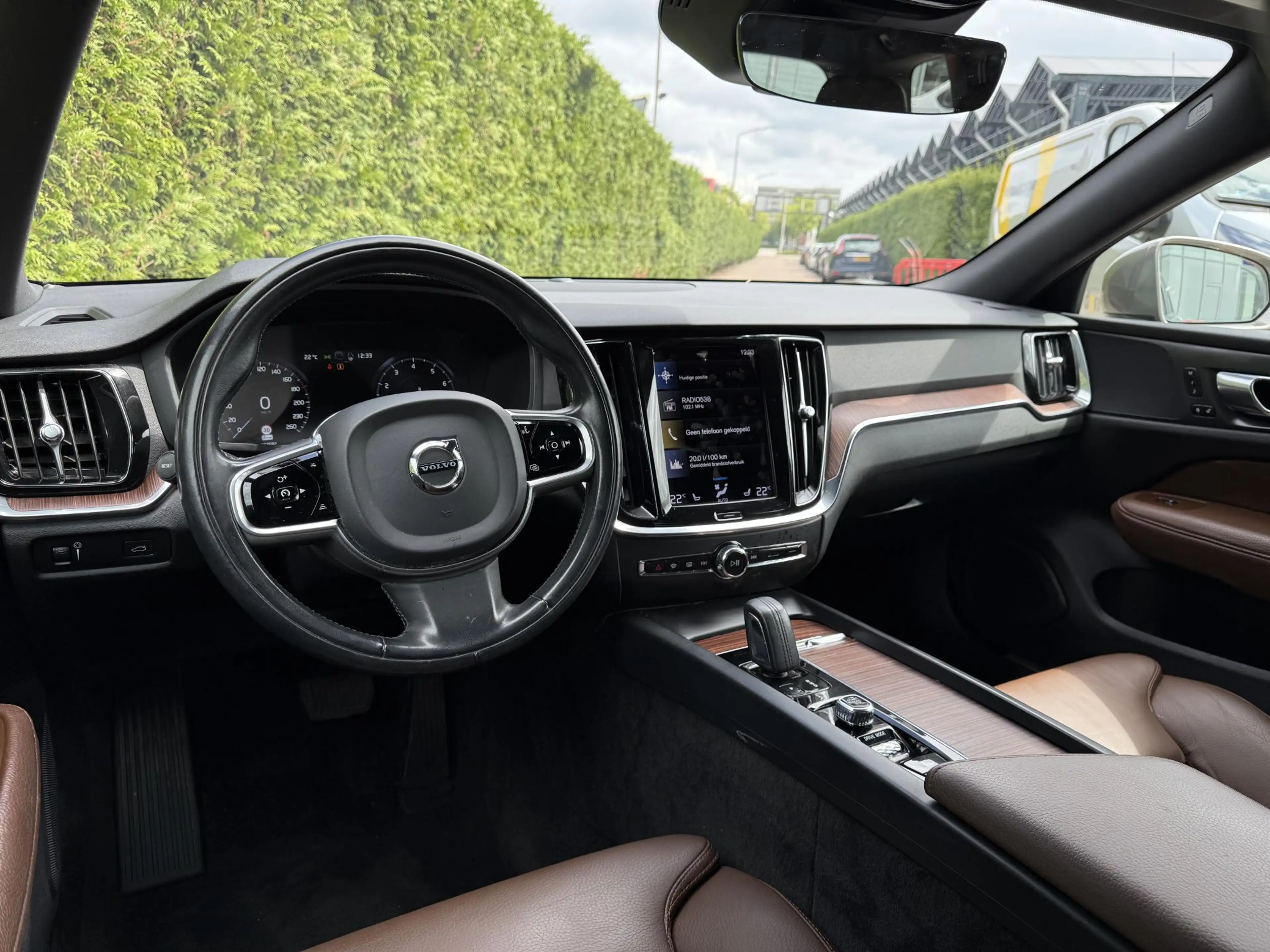 Volvo V60 Cross Country B5 AWD Ultimate | Trekhaak | Bliss | Keyless | Ele — photo 3