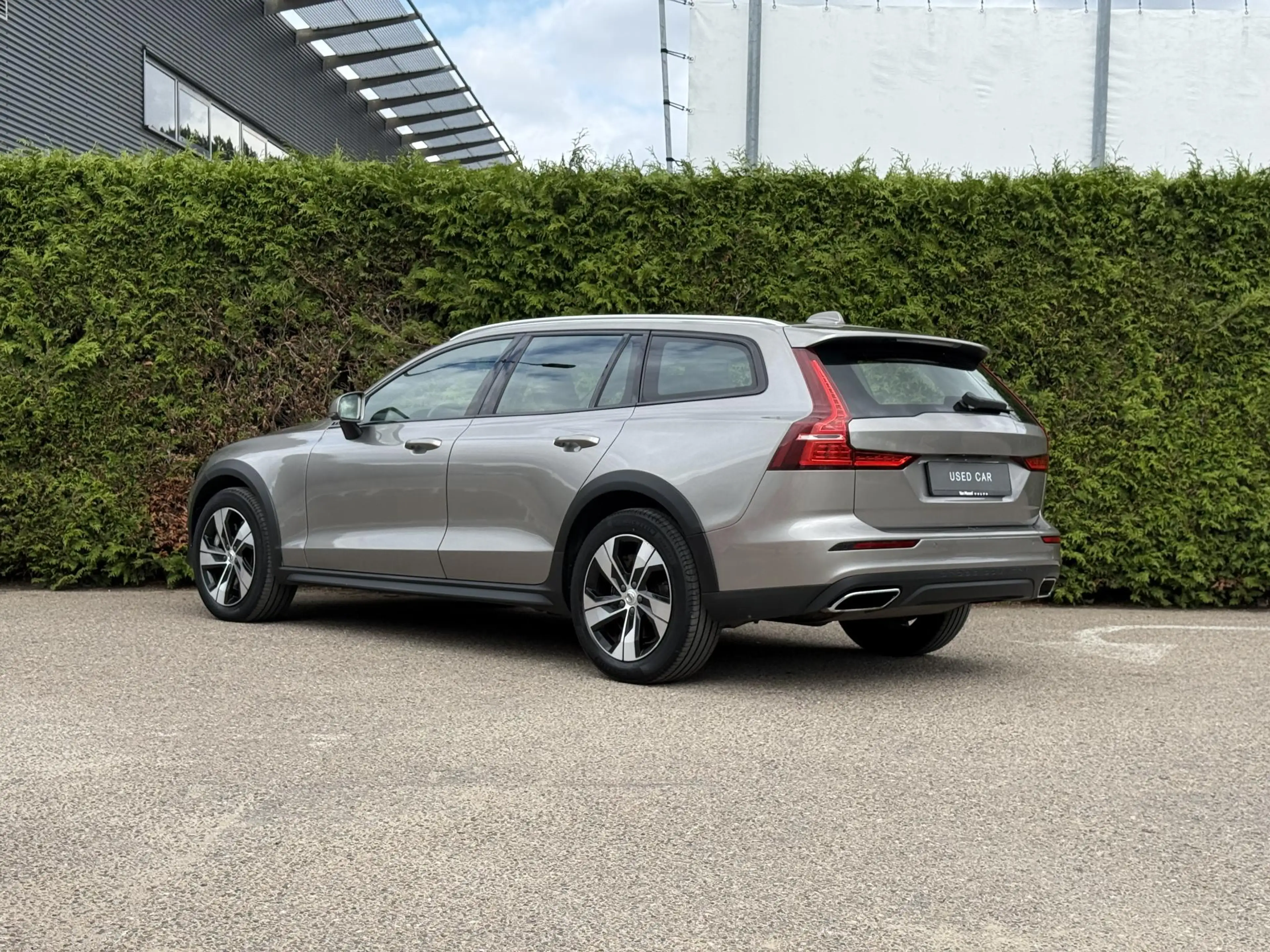 Volvo V60 Cross Country B5 AWD Ultimate | Trekhaak | Bliss | Keyless | Ele — photo 7