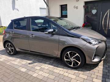 Yaris Hybrid 1.5 VVT-i Style Selection