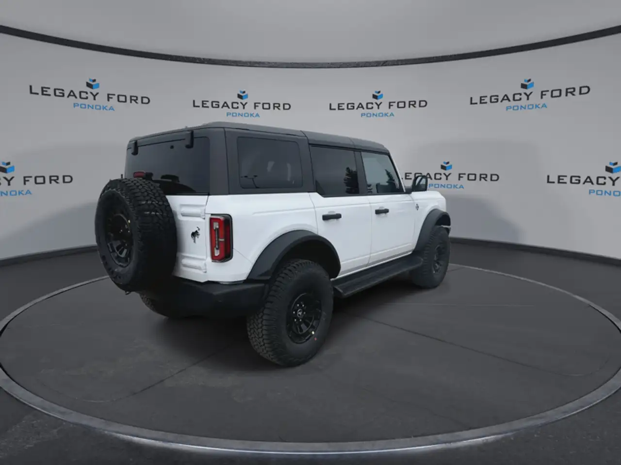 Ford Bronco снимка Ford Bronco